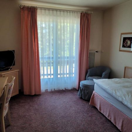 Hotel Sonnenhof Хинтерцартен Стая снимка